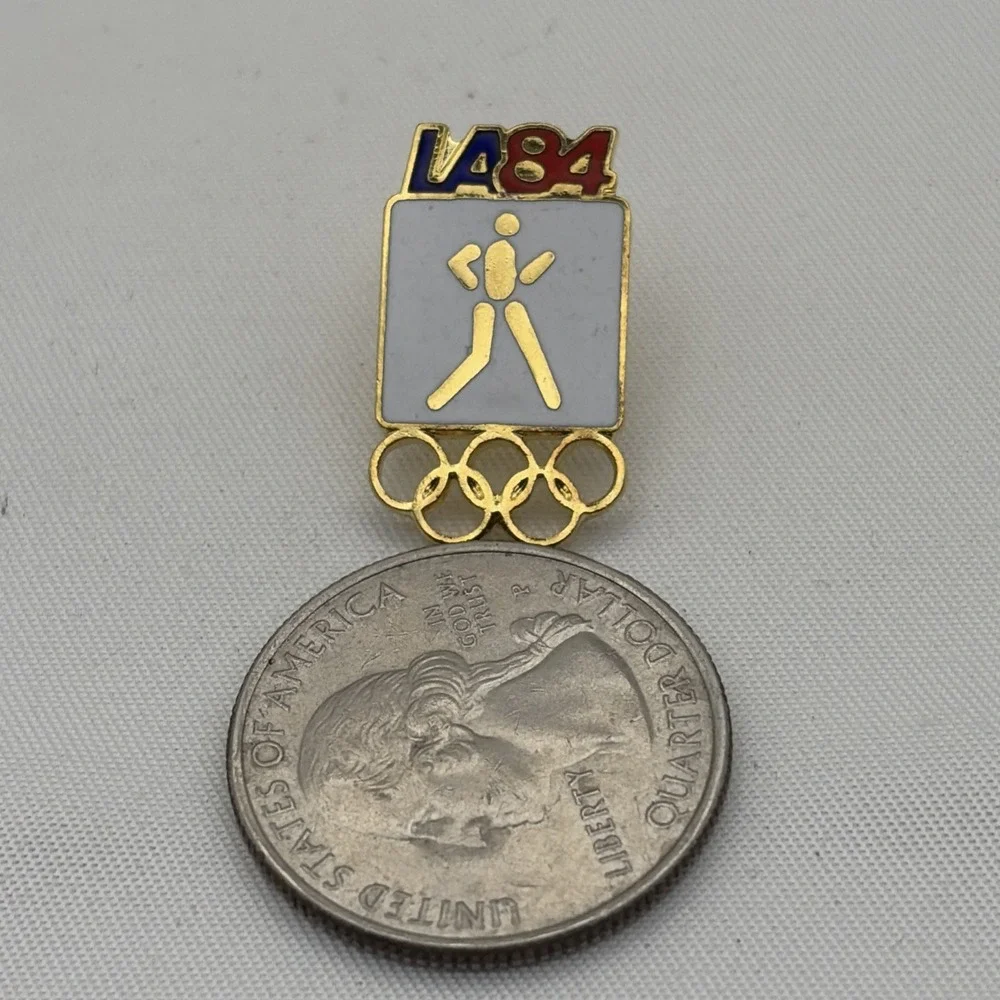1984 Los Angeles Olympics Race Walking Event Lapel‎ Hat Pin White